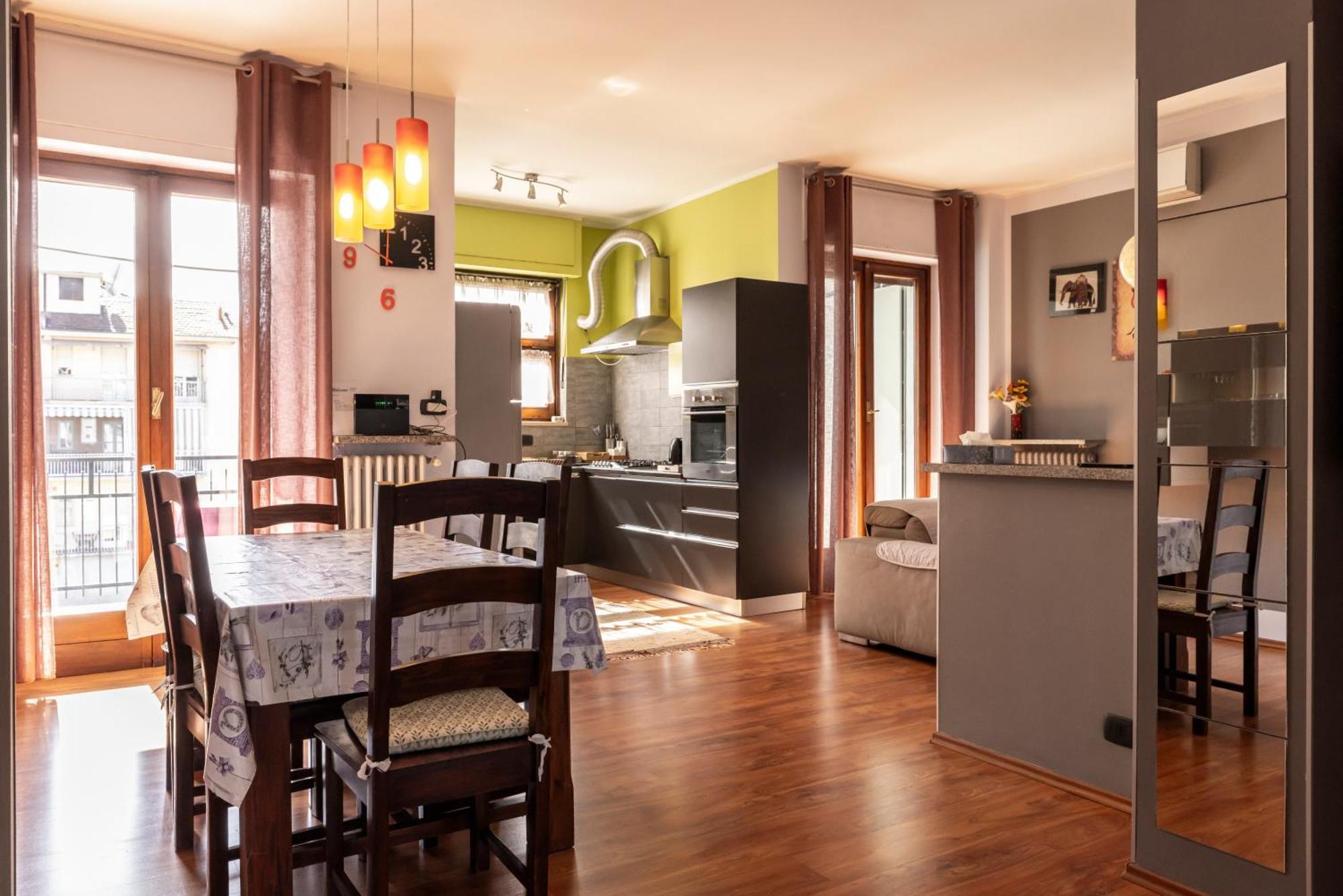 Apartamento Turin Center Whit Private Parking Exterior foto